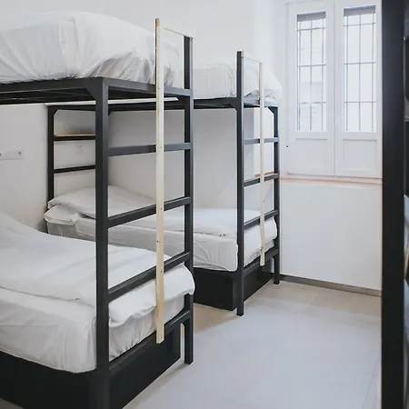 Option Be Hostal